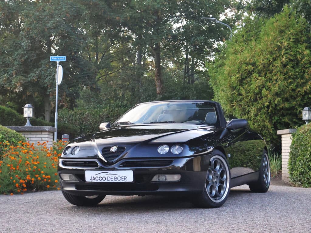 Alfa Romeo Spider 2.0-16V T.Spark 18"Teledials en Novitec (1997)