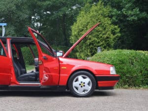 Lancia Thema 8.32 in unieke kleur Ferrari Rosso Corsa (1988), foto 10