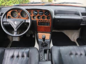 Lancia Thema 8.32 in unieke kleur Ferrari Rosso Corsa (1988), foto 41