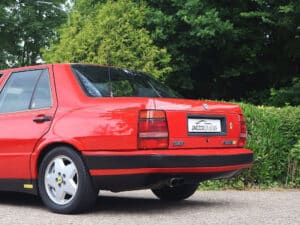 Lancia Thema 8.32 in unieke kleur Ferrari Rosso Corsa (1988), foto 47