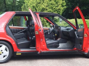 Lancia Thema 8.32 in unieke kleur Ferrari Rosso Corsa (1988), foto 56