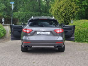 Maserati Levante 3.0 V6 S AWD GranSport 430pk Alcantara hemel/Bower-Wilkins/Carbon (2017), foto 29