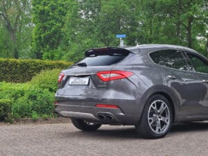 Maserati Levante 3.0 V6 S AWD GranSport 430pk Alcantara hemel/Bower-Wilkins/Carbon (2017), foto 30