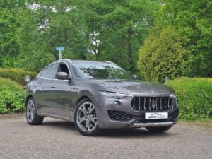 Maserati Levante 3.0 V6 S AWD GranSport 430pk Alcantara hemel/Bower-Wilkins/Carbon (2017), foto 32