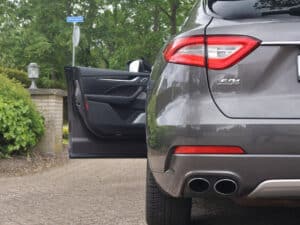 Maserati Levante 3.0 V6 S AWD GranSport 430pk Alcantara hemel/Bower-Wilkins/Carbon (2017), foto 45