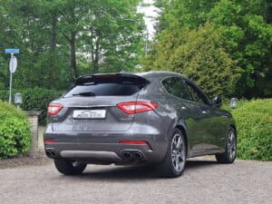 Maserati Levante 3.0 V6 S AWD GranSport 430pk Alcantara hemel/Bower-Wilkins/Carbon (2017), foto 49