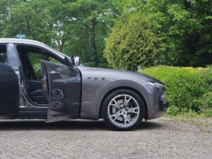 Maserati Levante 3.0 V6 S AWD GranSport 430pk Alcantara hemel/Bower-Wilkins/Carbon (2017), foto 56