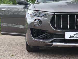 Maserati Levante 3.0 V6 S AWD GranSport 430pk Alcantara hemel/Bower-Wilkins/Carbon (2017), foto 67