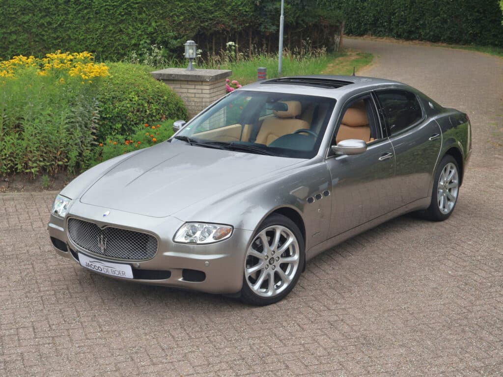 Maserati Quattroporte 4.2 Duo Select Schuifdak/Alcantara hemel/Top onderhouden (2007)