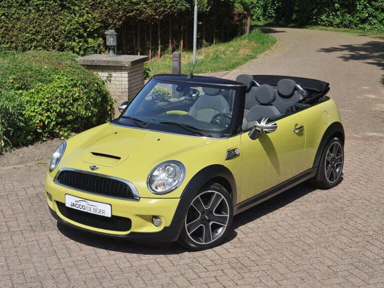 MINI Cooper S Cabrio Mini 1.6 175pk Xenon/17"/Stoelverwarm