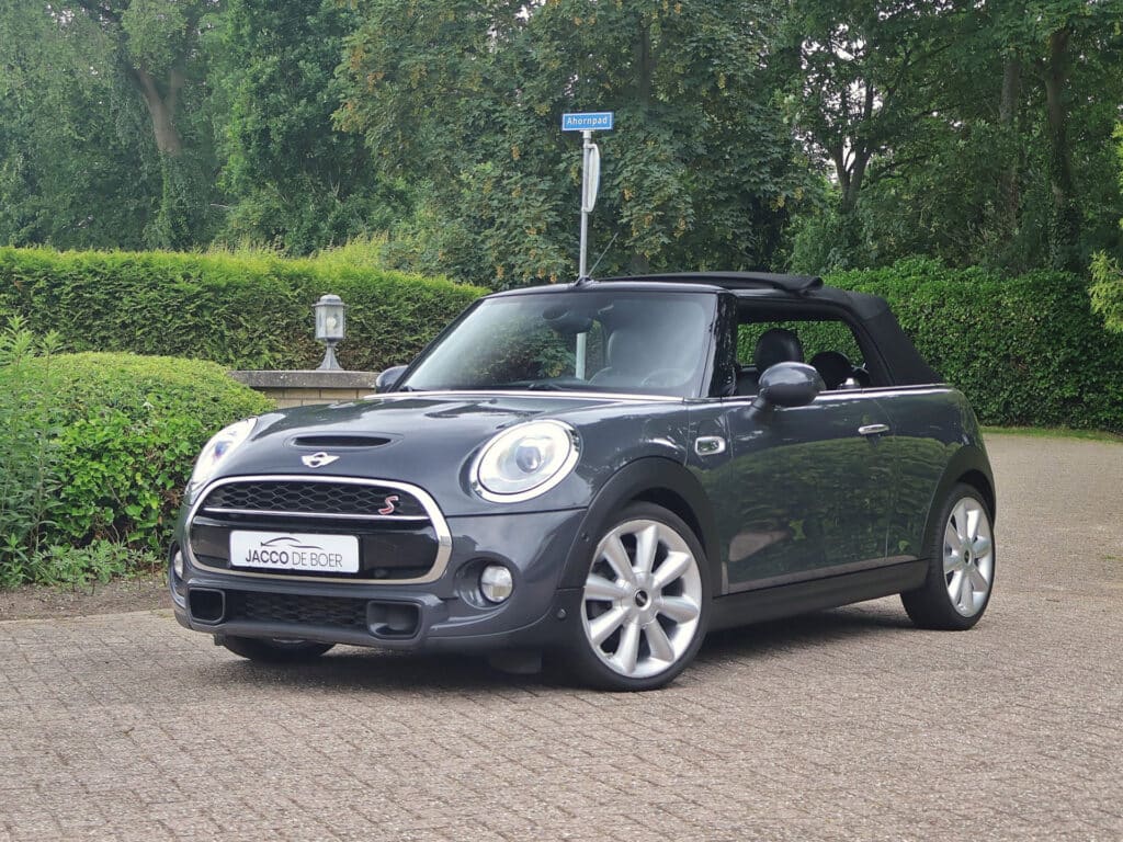 MINI Cooper S Cabrio Mini 2.0 Chili Automaat Harman-Kardon/Navi/18"/Stoelverw/1e Eigenaar (2017)